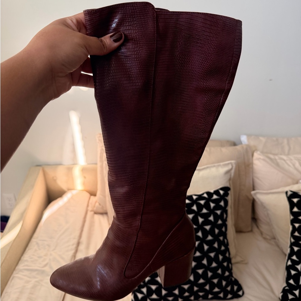 Elegant Brown Knee-High Women's Boots
